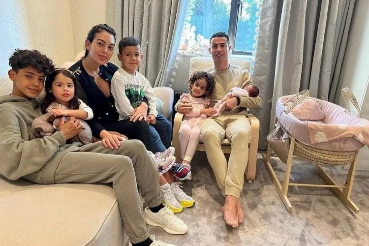 Cristiano Ronaldo'nun kız arkadaşı Georgina Rodriguez bebeğinin ölümü hakkında konuştu