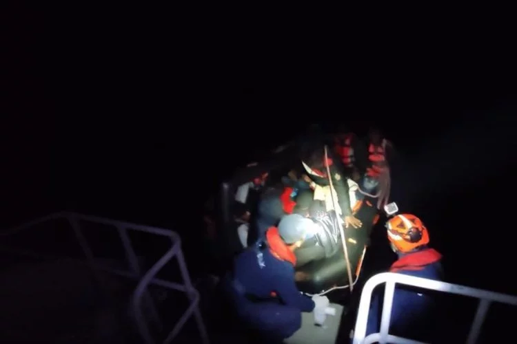 Datça’da bir gecede 60 göçmen kurtarıldı