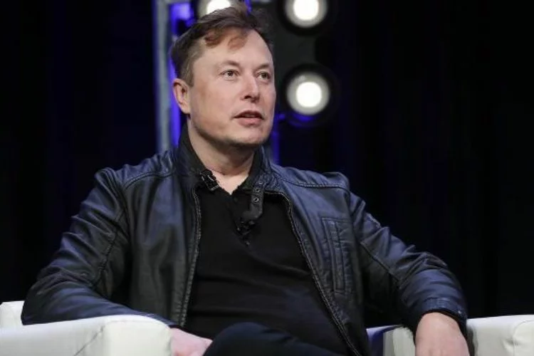 Elon Musk'tan 'Dünya Ekonomi Forumu dünyayı yönetmeli mi?' anketi