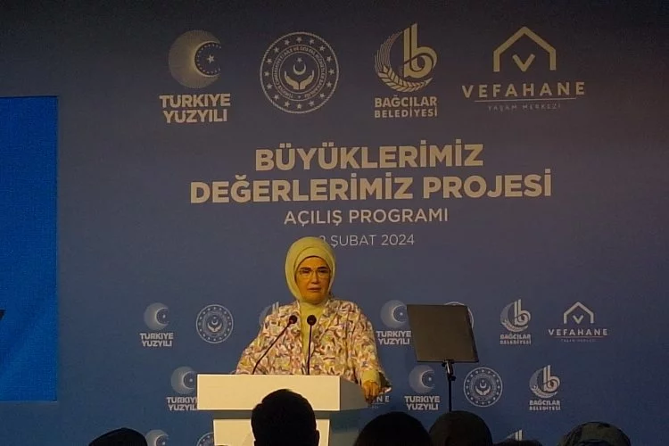 Emine Erdoğan "Büyüklerimiz Değerlerimiz Projesi"nin tanıtımına katıldı