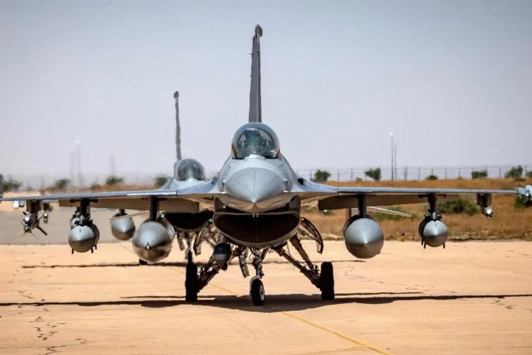 Eski Yunan Bakan: Türkiye er ya da geç F-16 alacak
