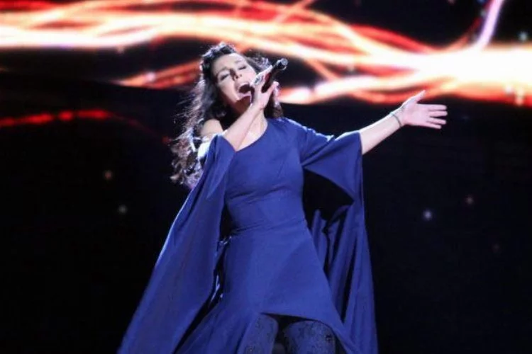 Eurovision 2016 birincisi Jamala Romanya’ya sığındı
