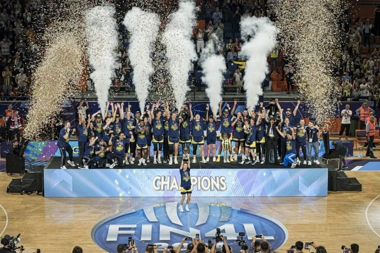 FIBA Kadınlar Euroleague'in en iyisi: Fenerbahçe
