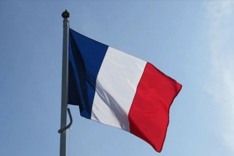 Fransa’da 14 yaşındaki kız çocuğu tecavüz edilerek öldürüldü