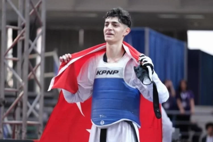 Furkan Çamoğlu Taekwondo Avrupa şampiyonu
