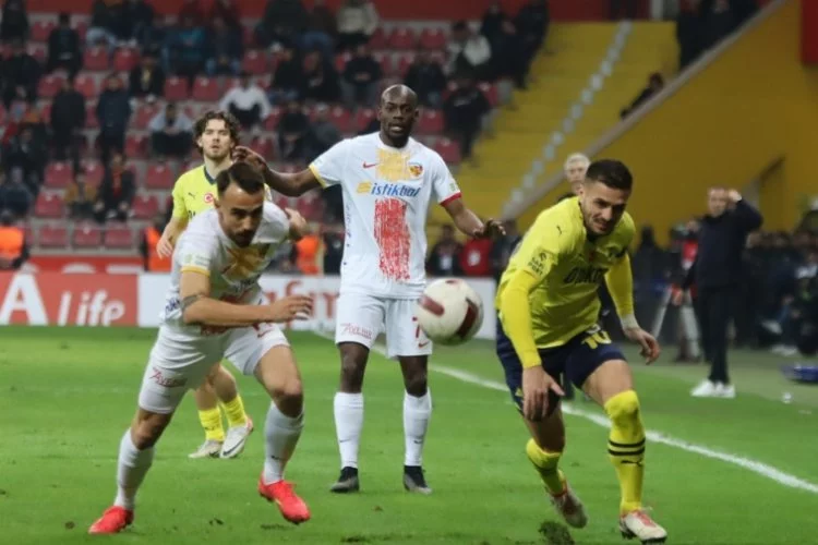 Gol düellosu Fenerbahçe'nin! Batshuayi'nin gecesi