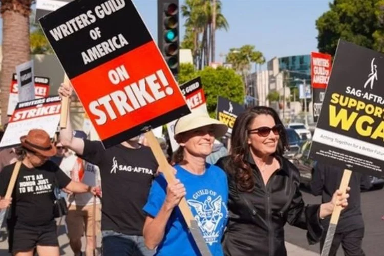 Hollywood'da senaristlerin ardından oyuncular da greve gidiyor