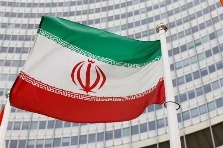İran'da İsrail ile bağlantılı 12 terör timi yakalandı