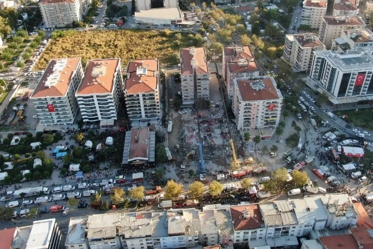İzmir'de 36 kişiye mezar olan Rıza Bey Apartmanı davasından yeni gelişme