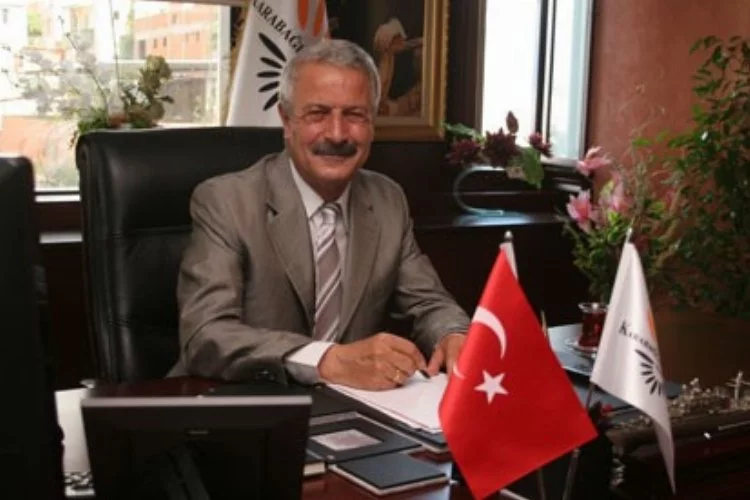 İzmir Karabağlar'ın ilk belediye başkanı Sıtkı Kürüm hayatını kaybetti