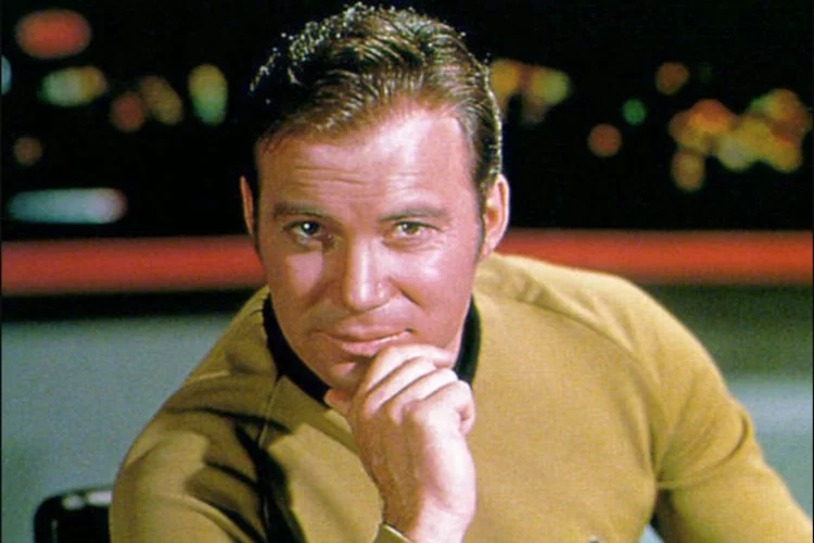 “Kaptan Kirk” uzay seyahatini anlattı: Yolculuk bir cenaze gibi hissettirdi
