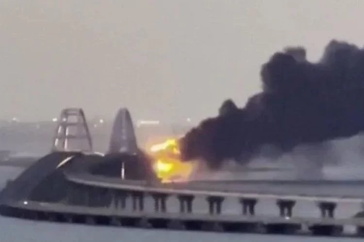 Rusya: Patlama köprü üzerindeki kamyondan kaynaklı