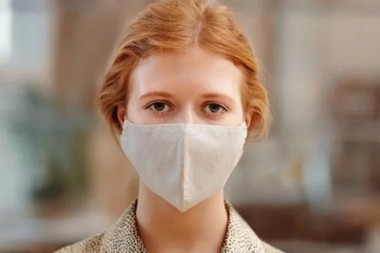 Küresel araştırma: Maske takmak koronavirüs riskini azaltıyor