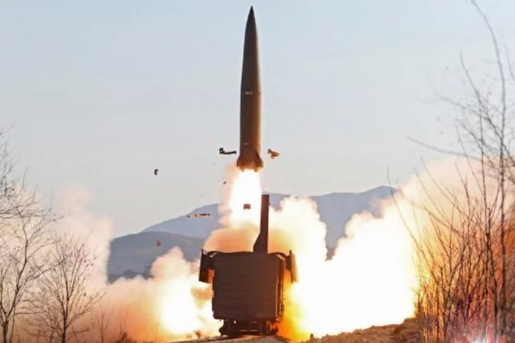 Kuzey Kore bir balistik füze daha fırlattı