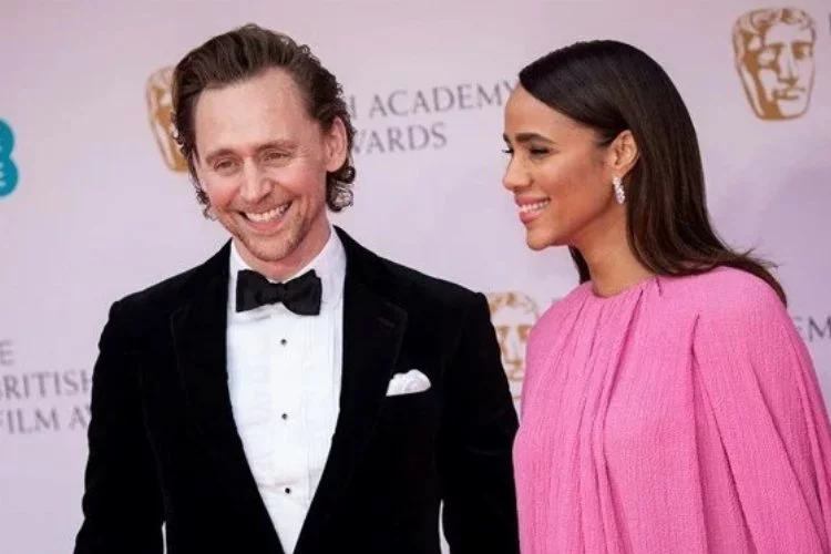 Loki karakteriyle tanınan Tom Hiddleston baba oldu