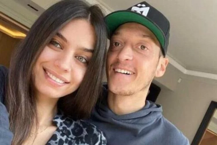 Mesut Özil'in eşi Amine Gülşe'nin otomobilinin fiyatı dudak uçuklattı