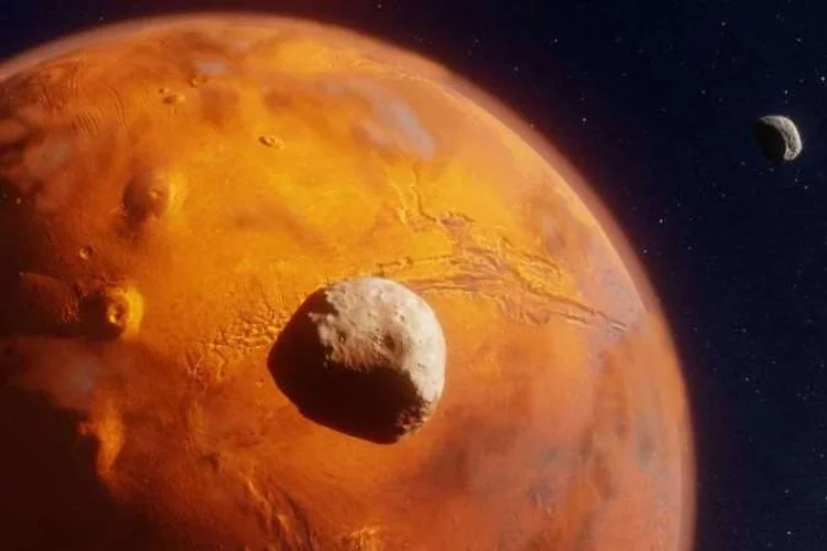 NASA'dan Mars'ın uydusu Phobos açıklaması: Gezegene çarpabilir!