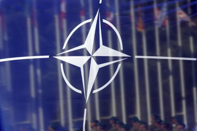 NATO, ABD’nin Ukrayna’ya tank göndermesini memnuniyetle karşıladı