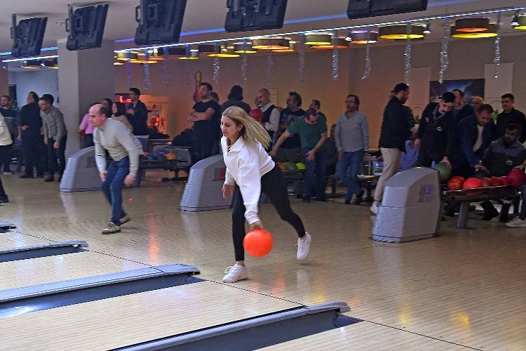 Osmangazi personelinin bowling heyecanı