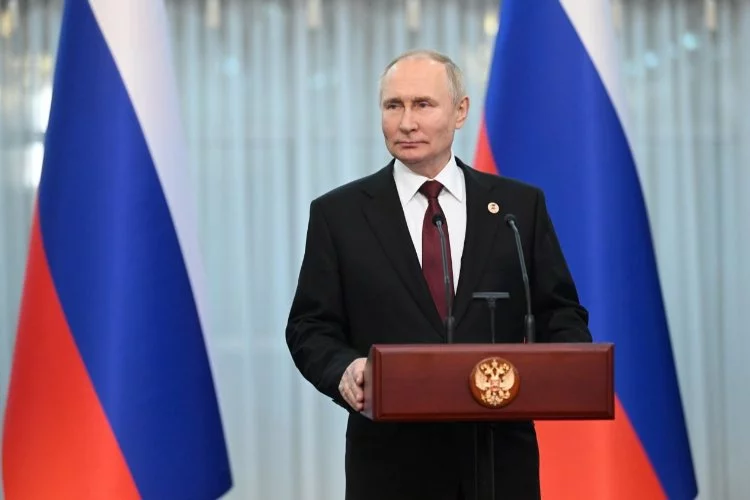 Putin: Taraflarla kabul edilebilir konular üzerine müzakerelere hazırız
