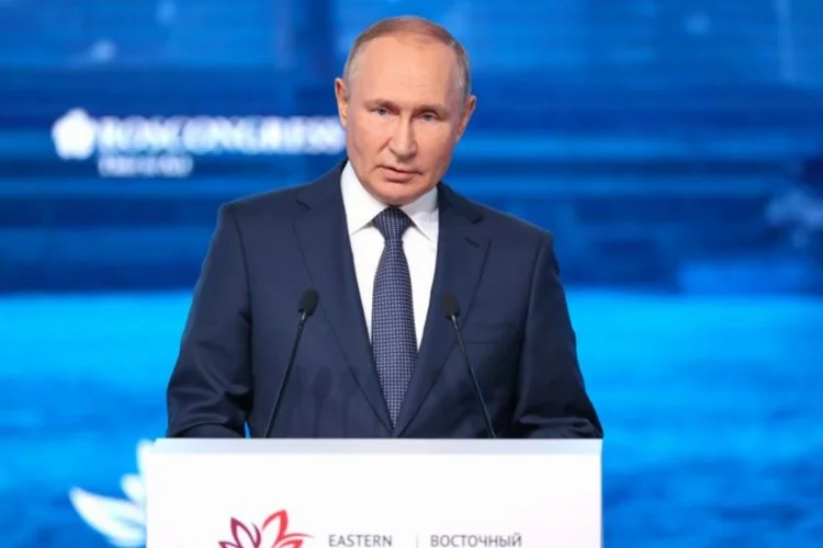 Putin'den nükleer açıklaması: Yeryüzünden sileriz