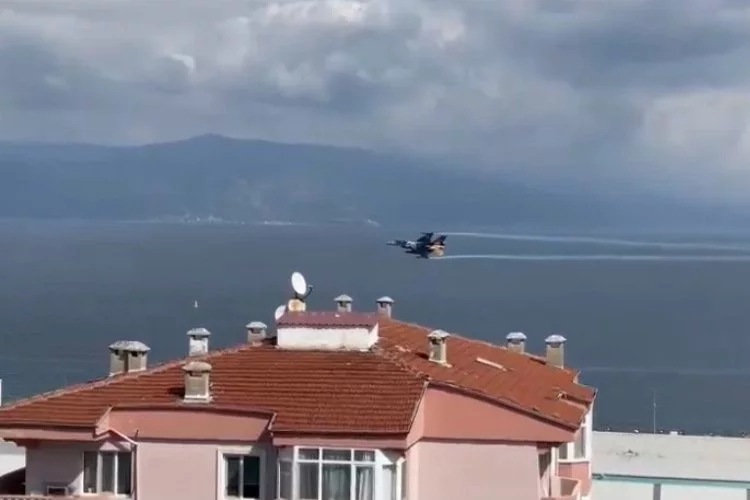 Solotürk Mudanya semalarında prova uçuşu gerçekleştirdi