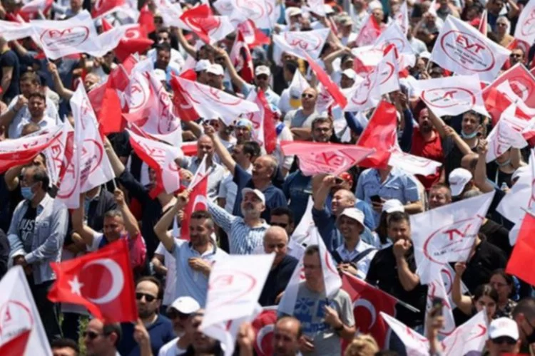Sabah yazarı Ünlü: EYT’lilerin çoğu Erdoğan’a oy verecek!