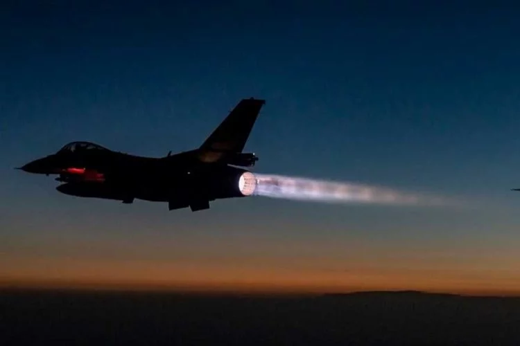 Suriye ve Kuzey Irak'a ''Pençe Kılıç'' hava harekatı