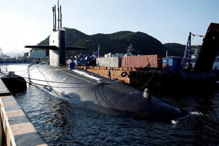 İki ülke arasında krize neden olan nükleer denizaltı Güney Kore'den ayrıldı