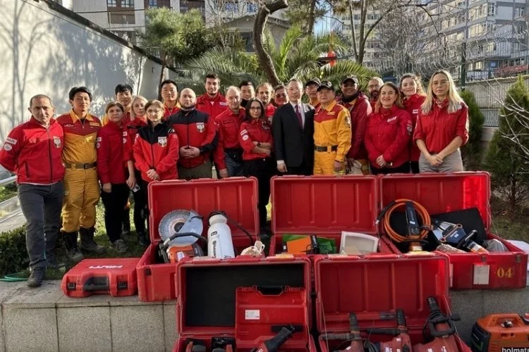 Tayvanlı ekip tüm ekipmanlarını Türkiye’ye bağışladı