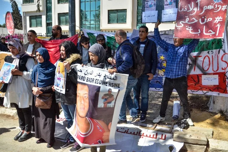 Tunus'a giden İtalya Başbakanı Meloni'ye protesto
