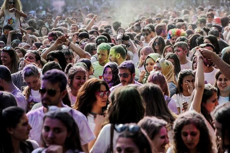 Türkiye'de gençlerin mutluluk kaynağı sağlık