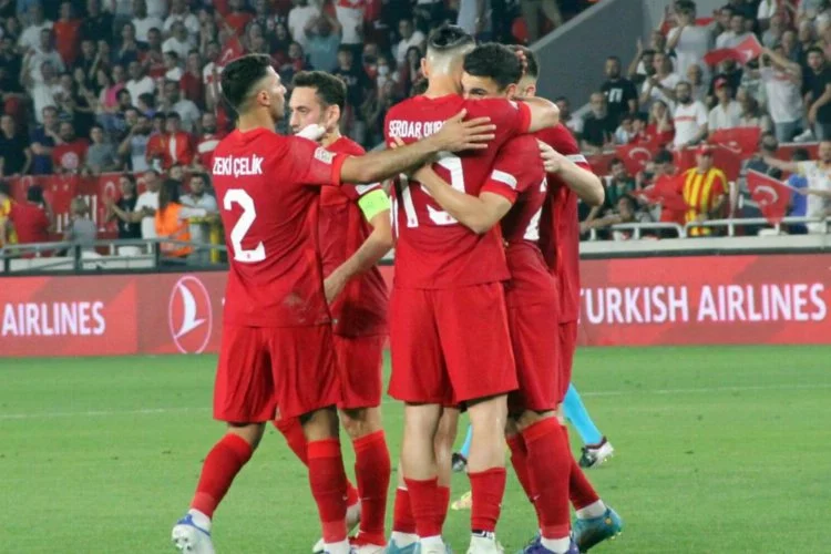 Türkiye FIFA sıralamasındaki yerini korudu