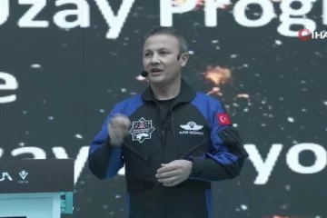 Türkiye'nin ilk astronotu Alper Gezeravcı Konya'da gençlerle buluştu