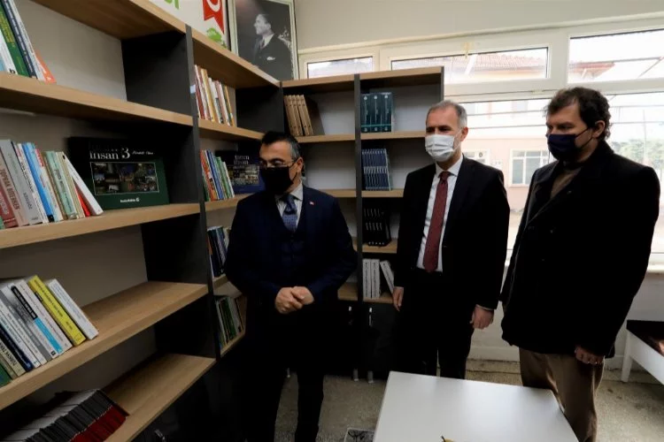 Türkiye'nin ilk tarım kitaphanesi İnegöl'de açıldı 