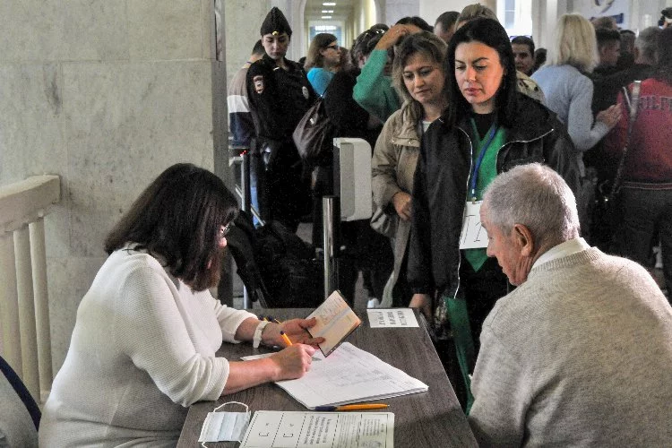 Ukrayna’daki referandumlarda Rusya’ya katılım desteklendi