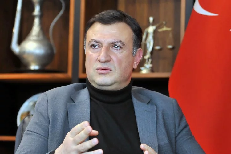Ümraniyespor Başkanı Tarık Aksar: Ligden düşme kaldırılabilir
