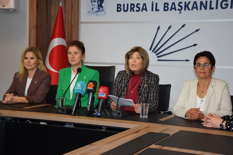 Kadınlara muhtar seçilme hakkı verilişinin 89’ncu yıldönümünde, CHP'li Kadınlardan Ata'ya saygı