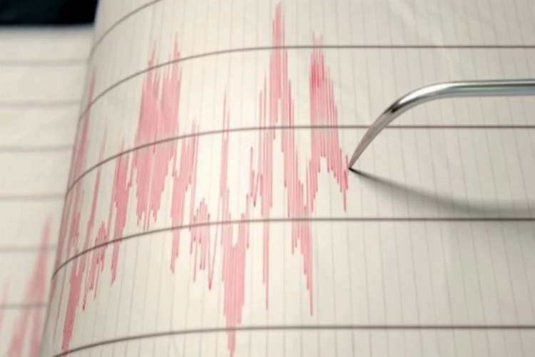 Uzman isim uyardı: 75 kilometrelik fay 7.2 büyüklüğünde deprem üretecek
