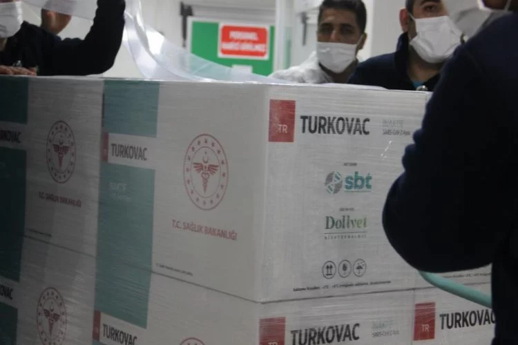 Yerli aşı TURKOVAC'ta ilk sevkiyat yapıldı
