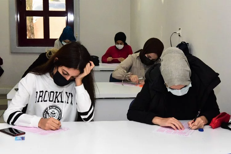 Yıldırım’dan gençlere Türkiye geneli deneme sınavı