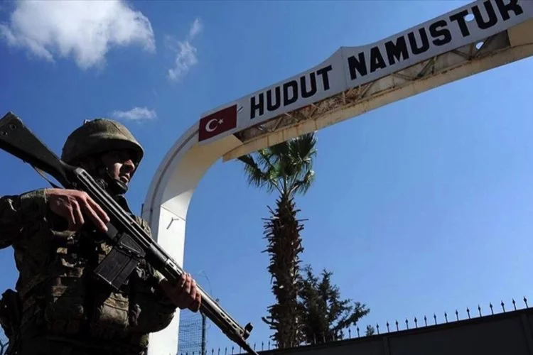 Yunanistan'a kaçmaya çalışan FETÖ ve PKK mensubu 17 kişi yakalandı