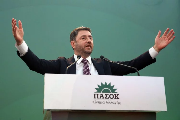 Yunanistan'da PASOK lideri Androulakis da hükümet kurma görevini reddetti