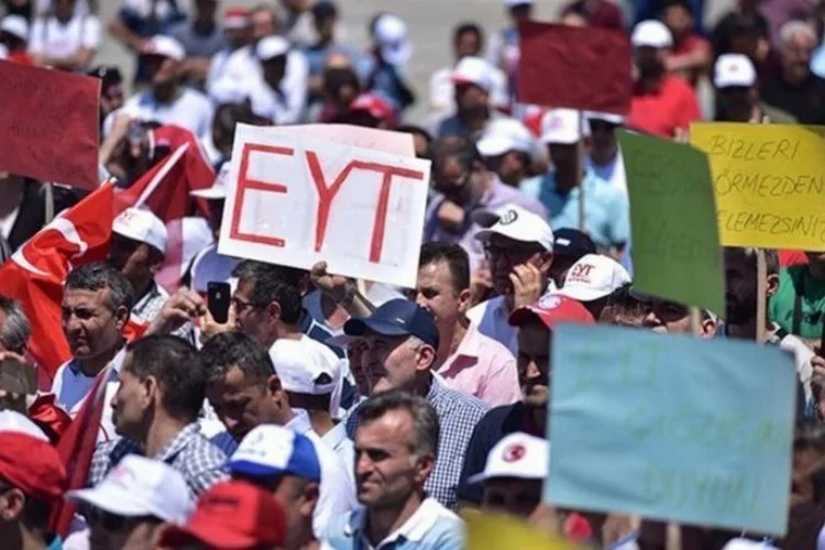 AK Parti MKYK Üyesi Resul Kurt’tan EYT’de ‘yaş şartı’ açıklaması